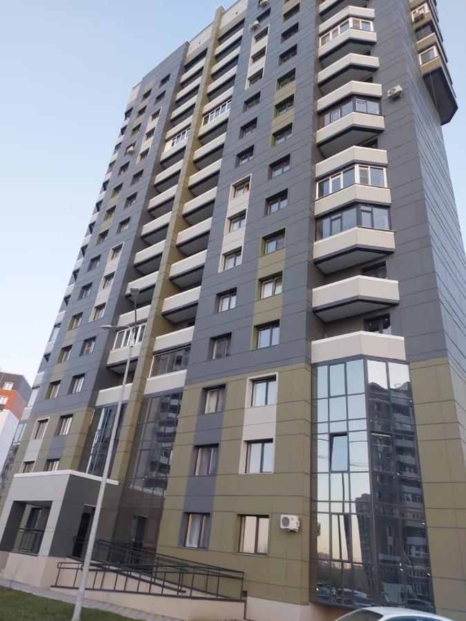 1 Комнатная Драмтеатр 1Bedroom Apartment Ustʼ-Kamenogorsk Dış mekan fotoğraf